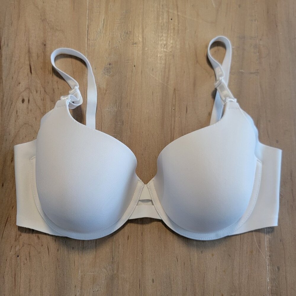 Warner's 34D White Bra No Side Effect Underarm Smoothing Comfort Underwire 01356